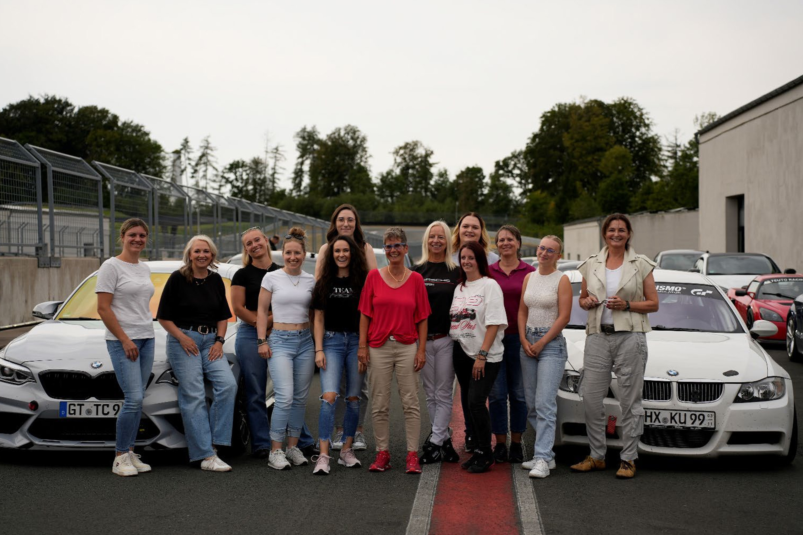 „Ladies on Track“ wird fester Bestandteil am BILSTER BERG